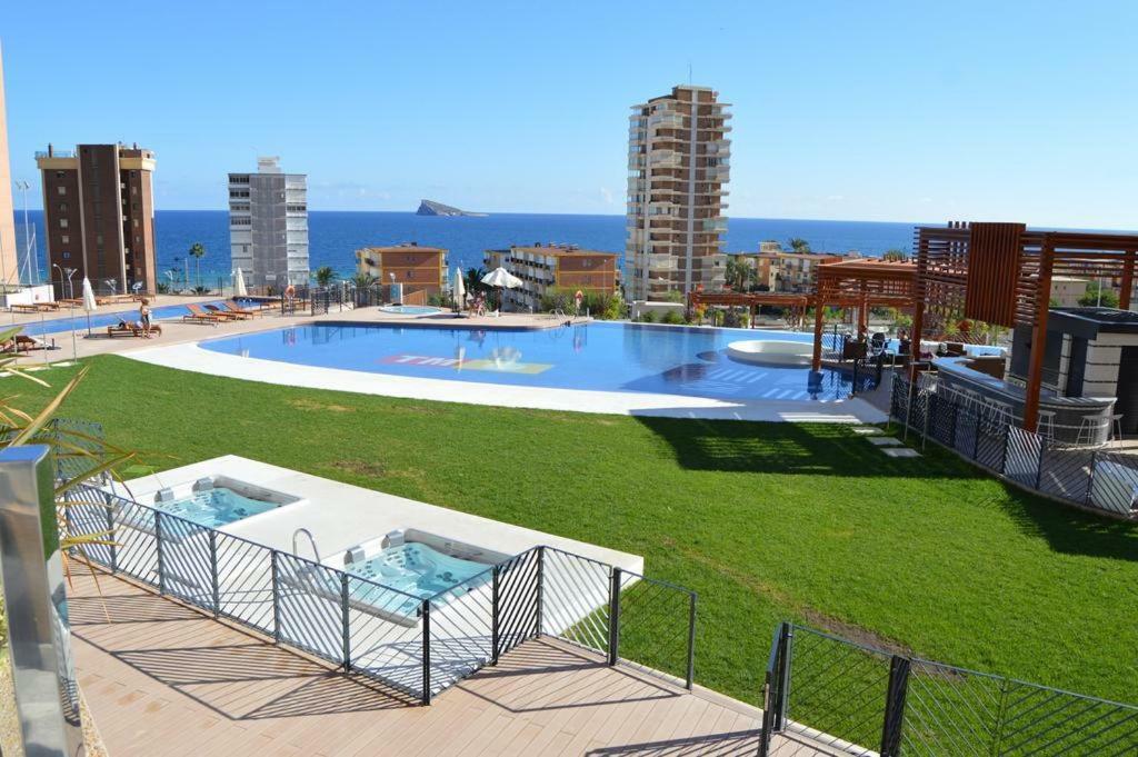 Sunset Drive 90210 Apartment Бенидорм Екстериор снимка