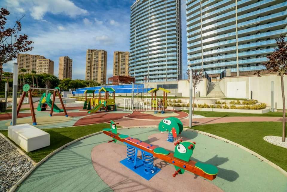 Sunset Drive 90210 Apartment Бенидорм Екстериор снимка